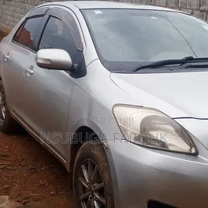 Toyota Belta 2008 Silver