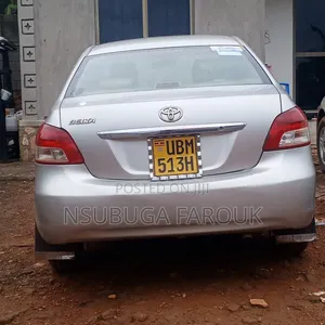 Toyota Belta 2008 Silver