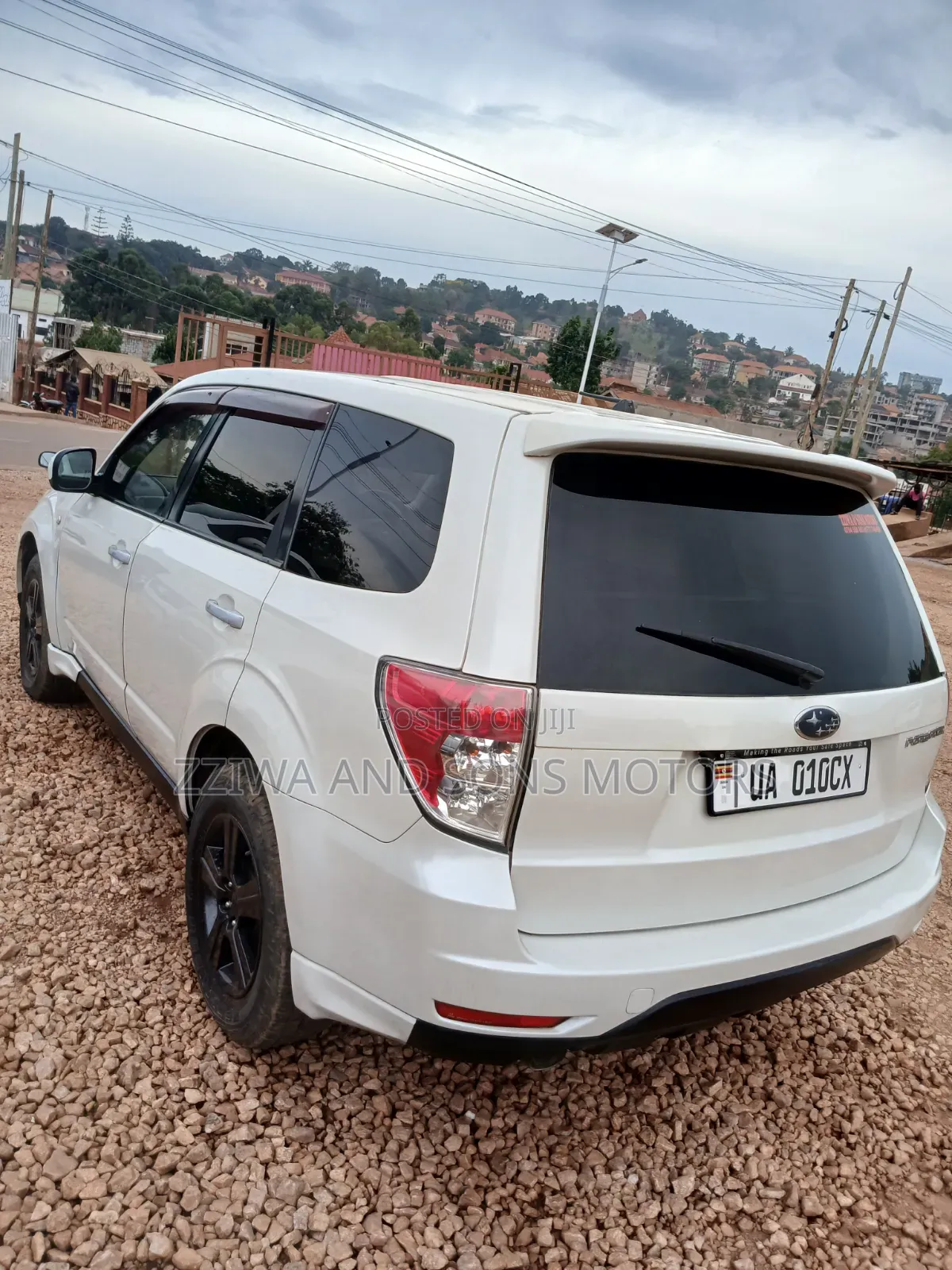 Subaru Forester 2.0D X 2010 White