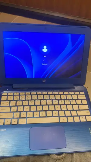 Laptop HP Stream 11 2GB Intel Celeron SSD 32GB