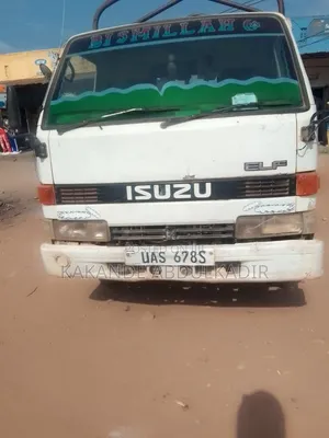Isuzu Elf 1500 1990 White
