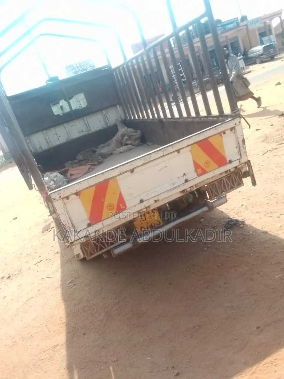 Isuzu Elf 1500 1990 White