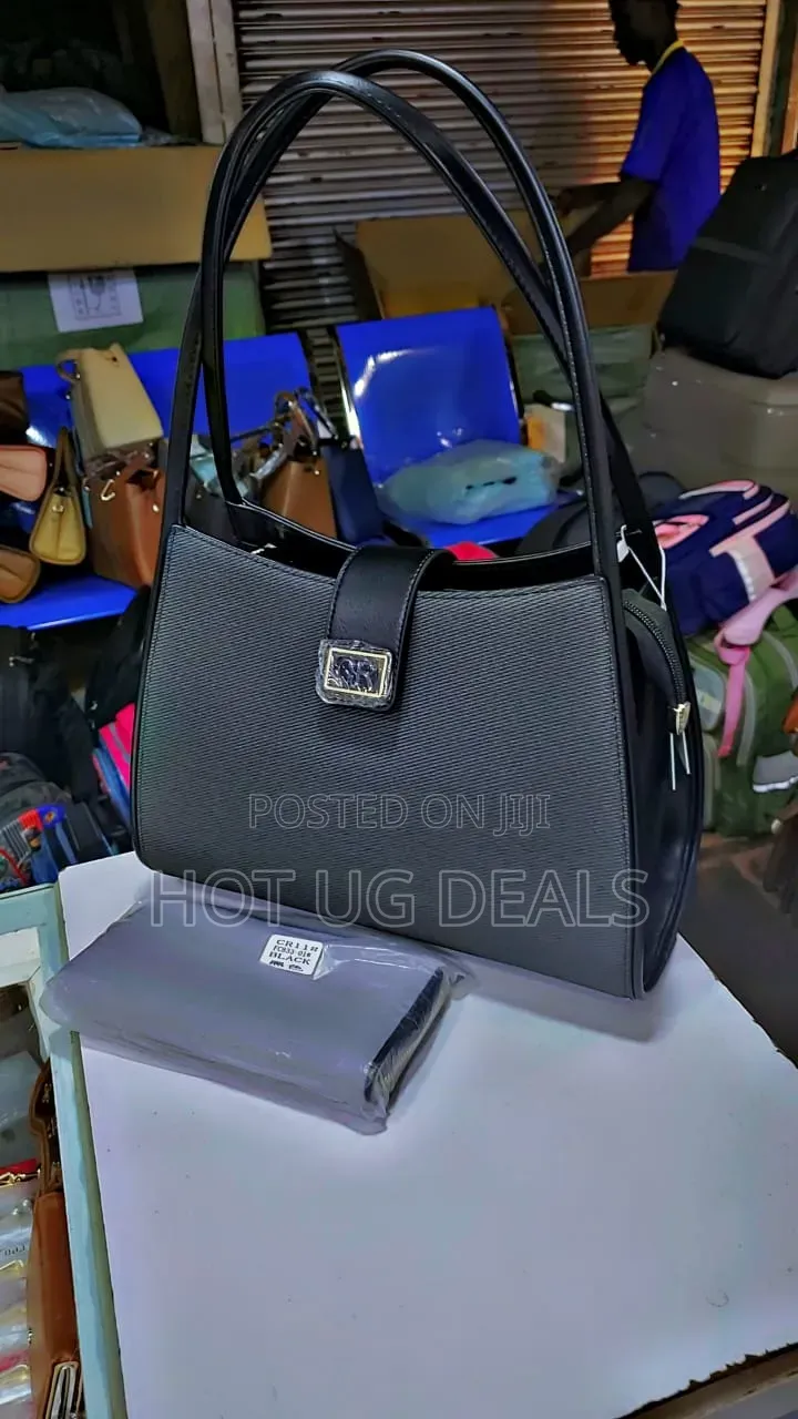 Chris Rosy Women’s 2-in-1 Shoulder Bag Set