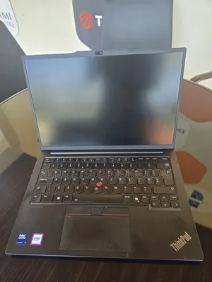 Laptop Lenovo ThinkPad T14 G4 8GB Intel Core i7 SSD 500GB