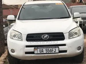 Toyota RAV4 2008 White