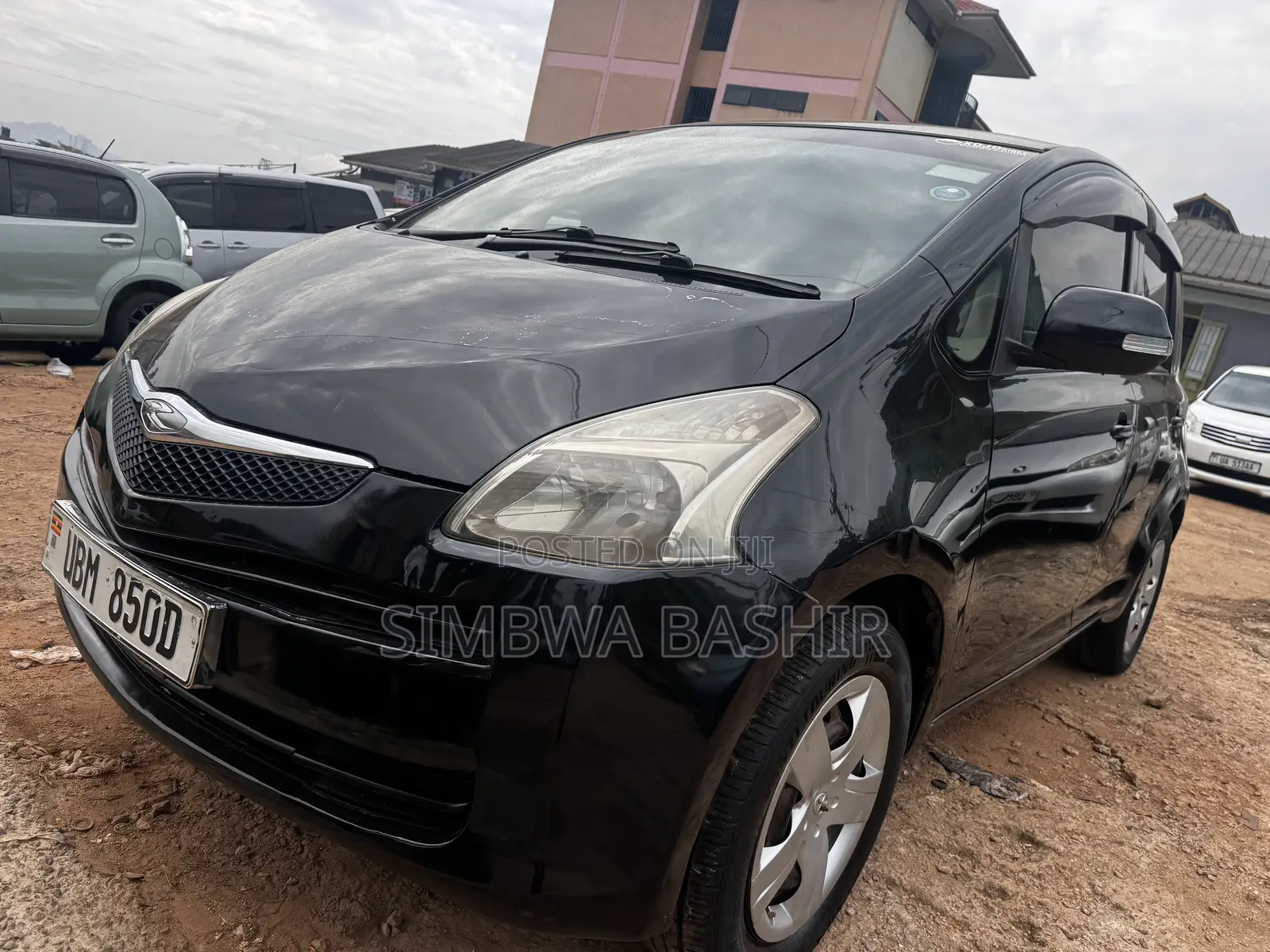 Toyota Ractis 2009 Black