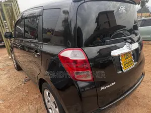 Toyota Ractis 2009 Black