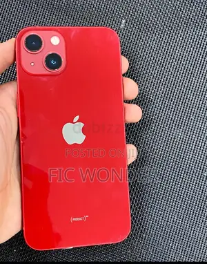 Apple iPhone 13 128 GB Red