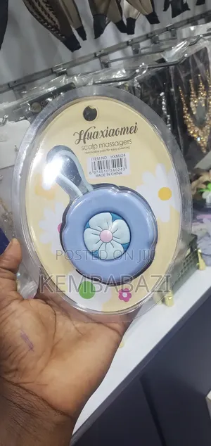 Huaxiaomei Scalp Massager and Shampoo Brush