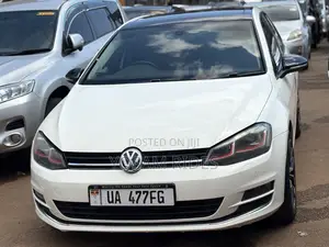 Volkswagen Golf 2012 White