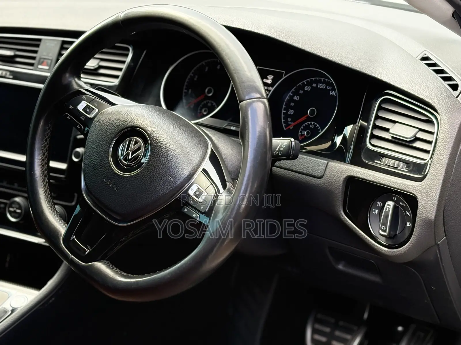 Volkswagen Golf 2012 White