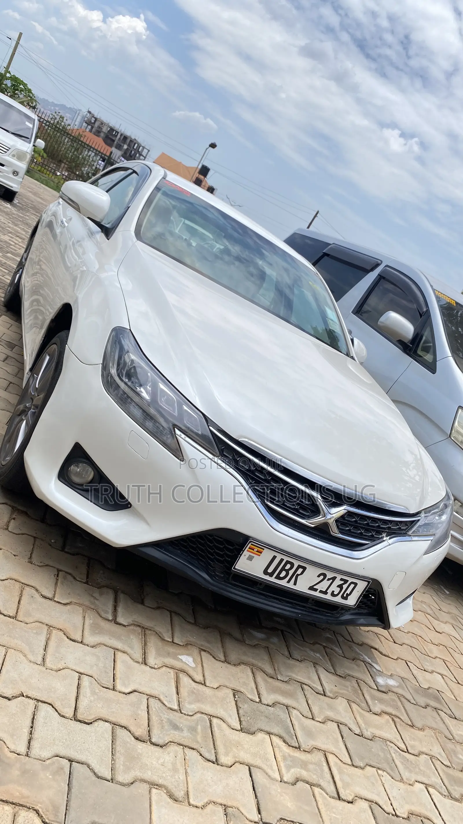 Toyota Mark X 2011 Pearl