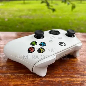 Very Nice UK USED Xbox Series Controllers
