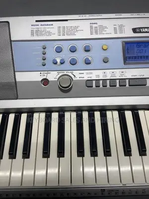 Yamaha DGX 200 *76 Keys