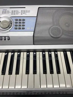 Yamaha DGX 200 *76 Keys