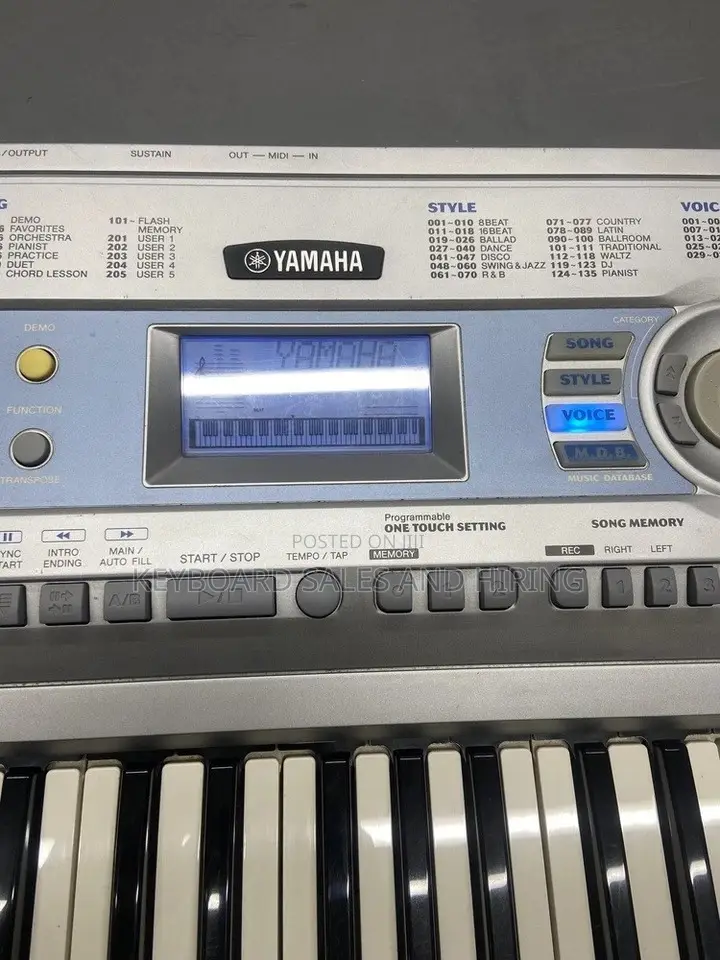 Yamaha DGX 200 *76 Keys