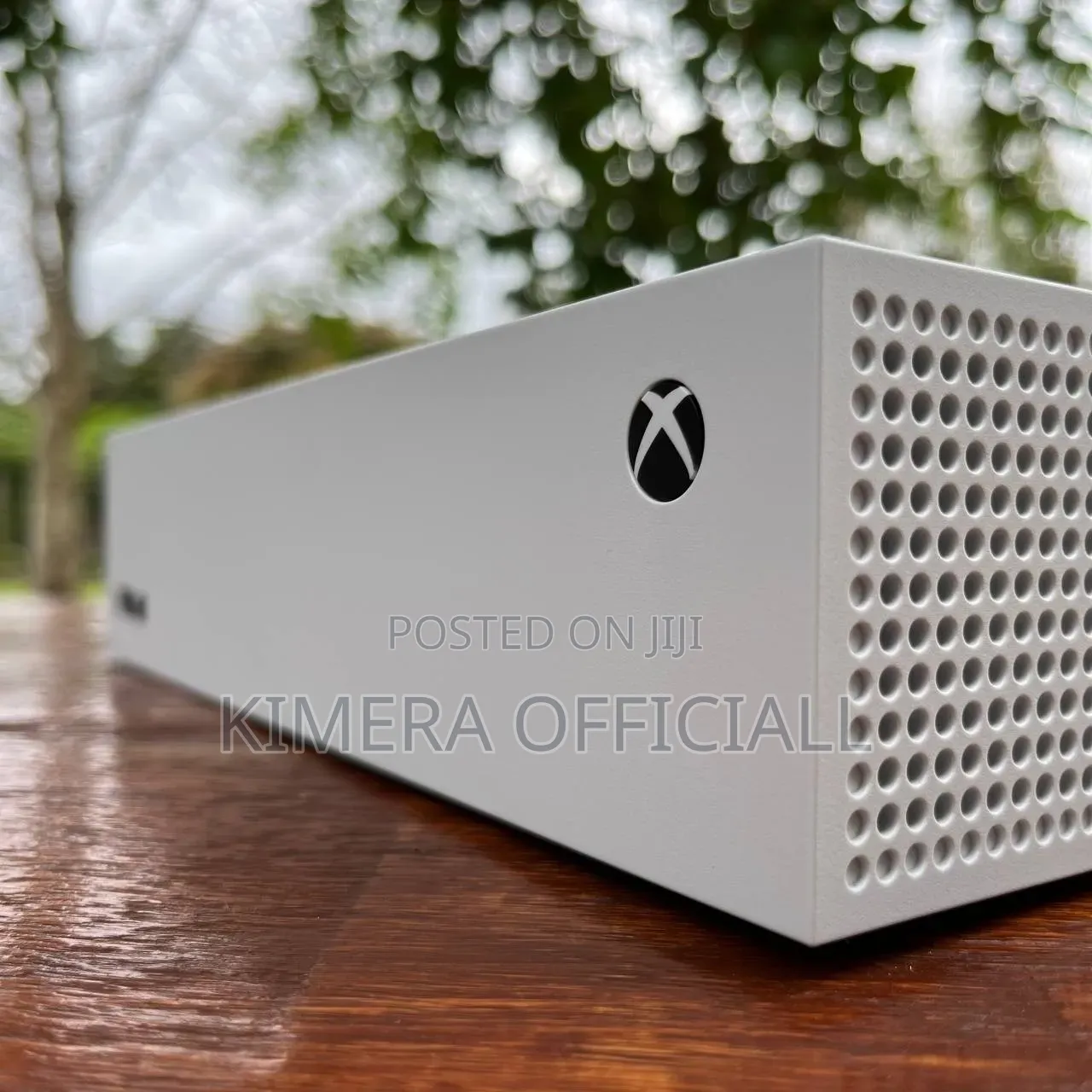UK Used Xbox Series S Console Bundle – Cheapest Price. With Free Games