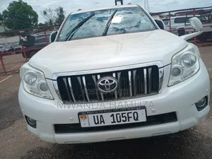 Toyota Land Cruiser Prado 2011 White