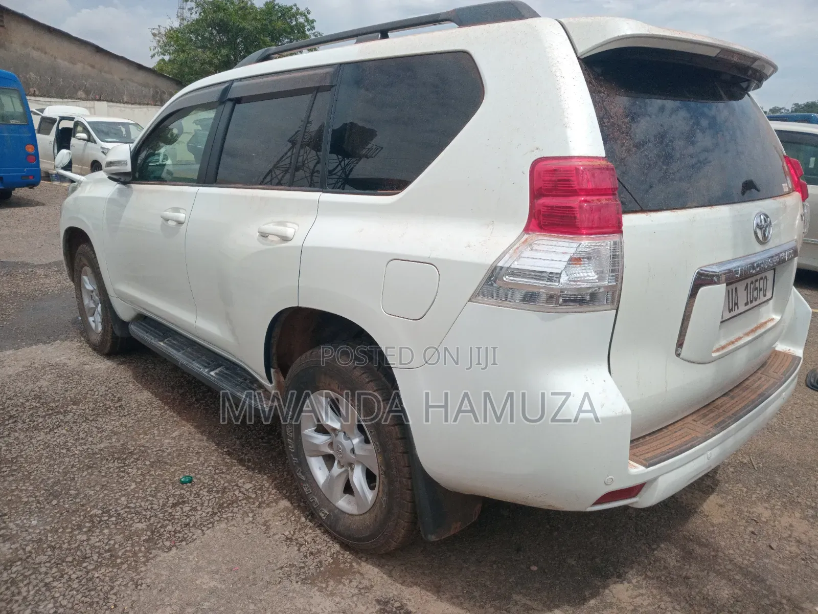 Toyota Land Cruiser Prado 2011 White