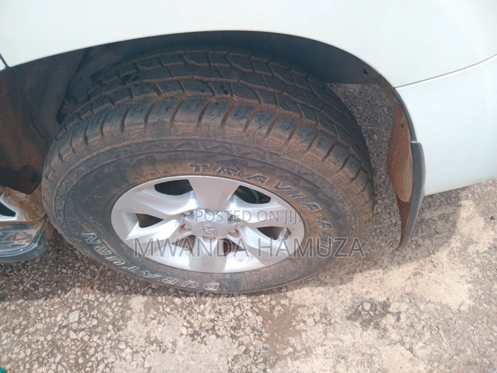 Toyota Land Cruiser Prado 2011 White