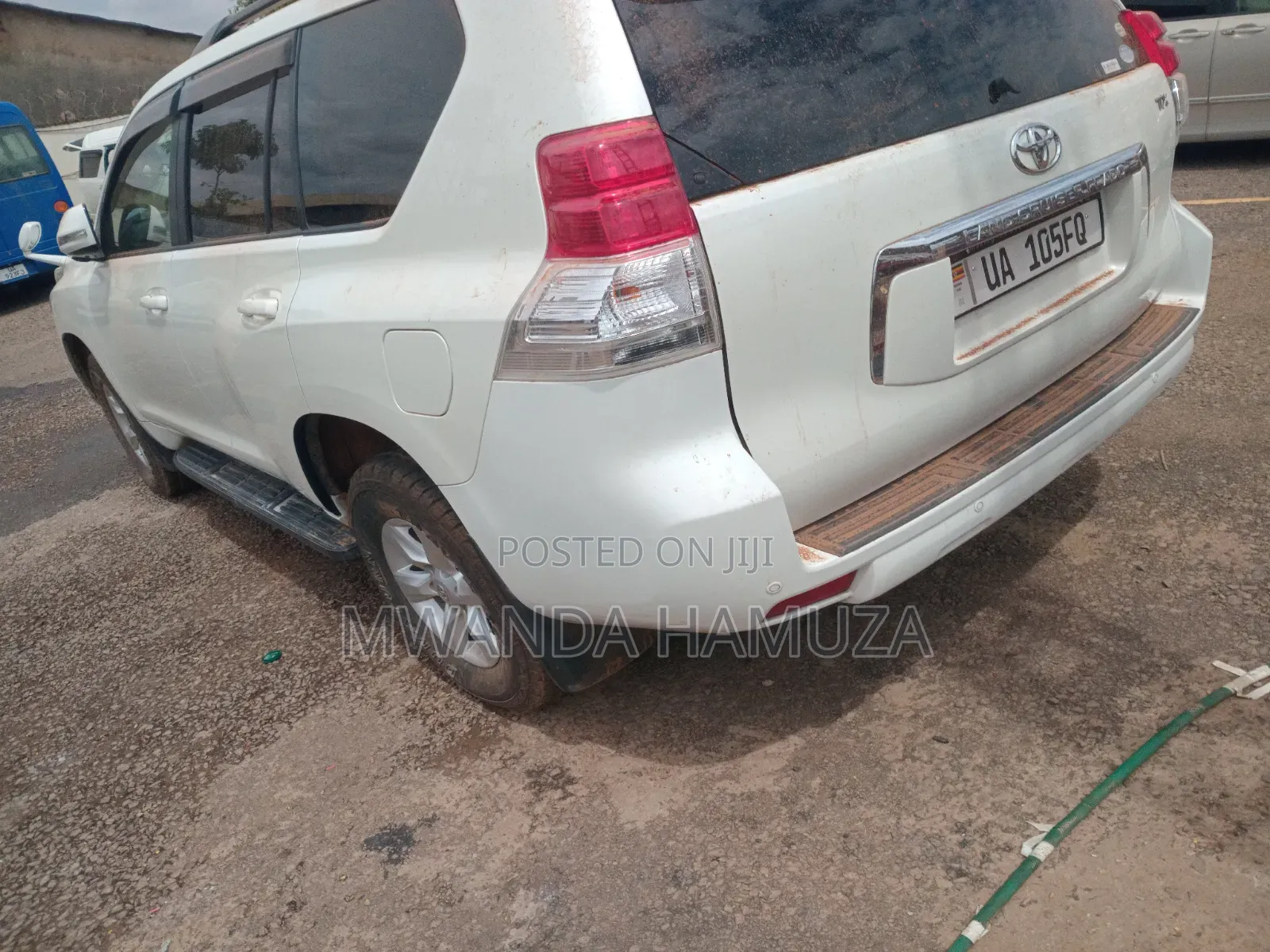 Toyota Land Cruiser Prado 2011 White