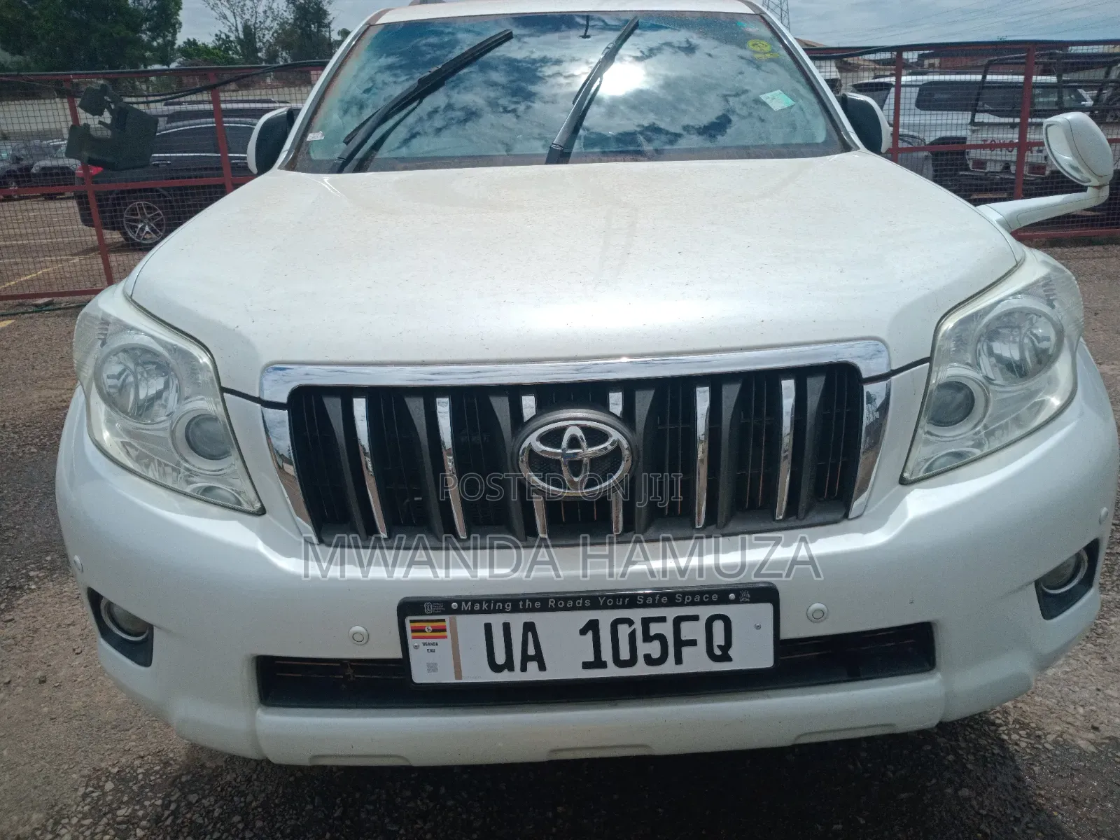 Toyota Land Cruiser Prado 2011 White