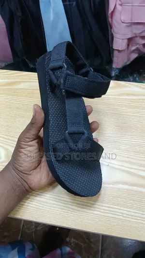 Kids Universal Sandle