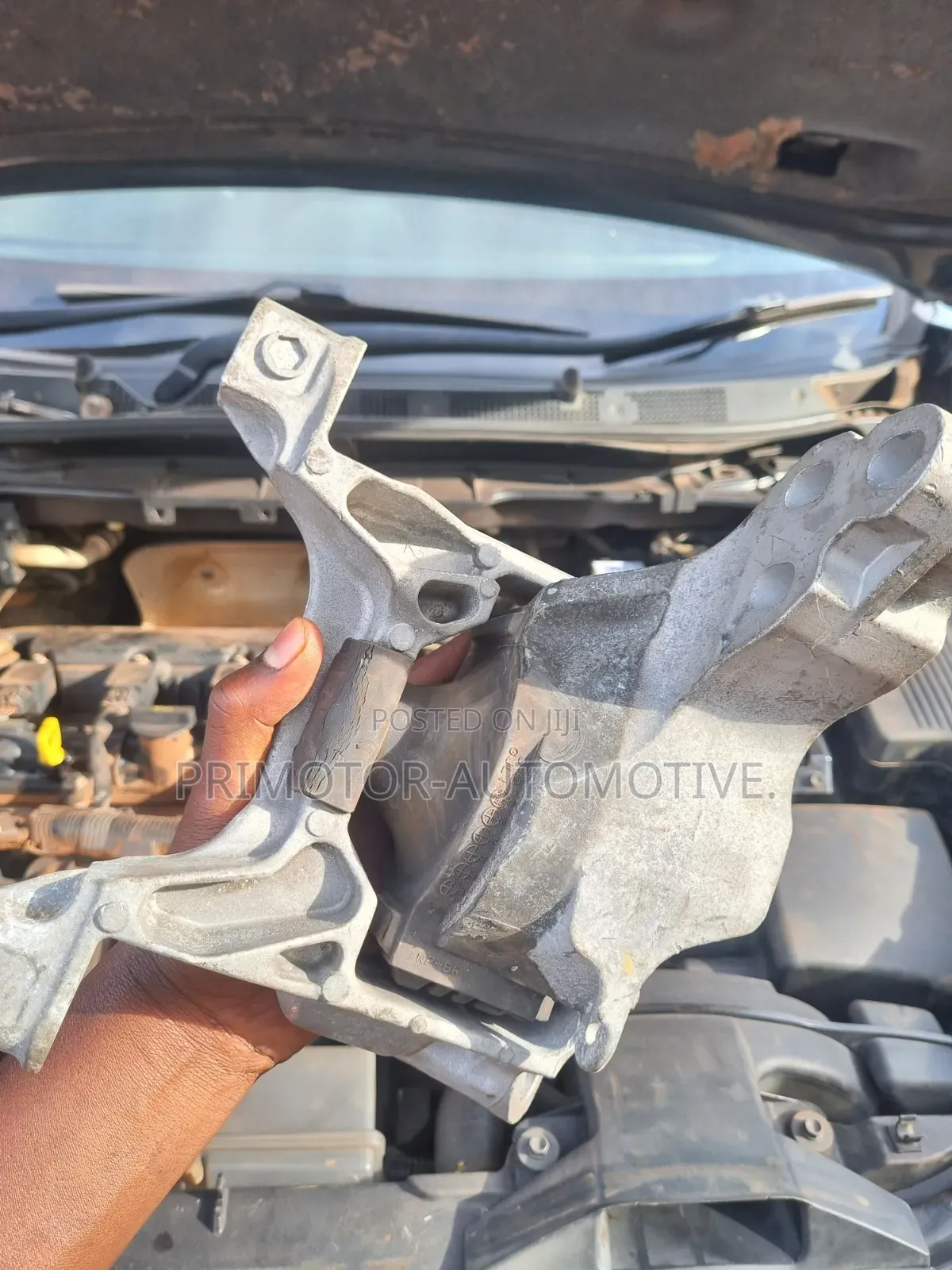 Engine Mountings.