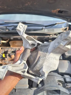 Engine Mountings.