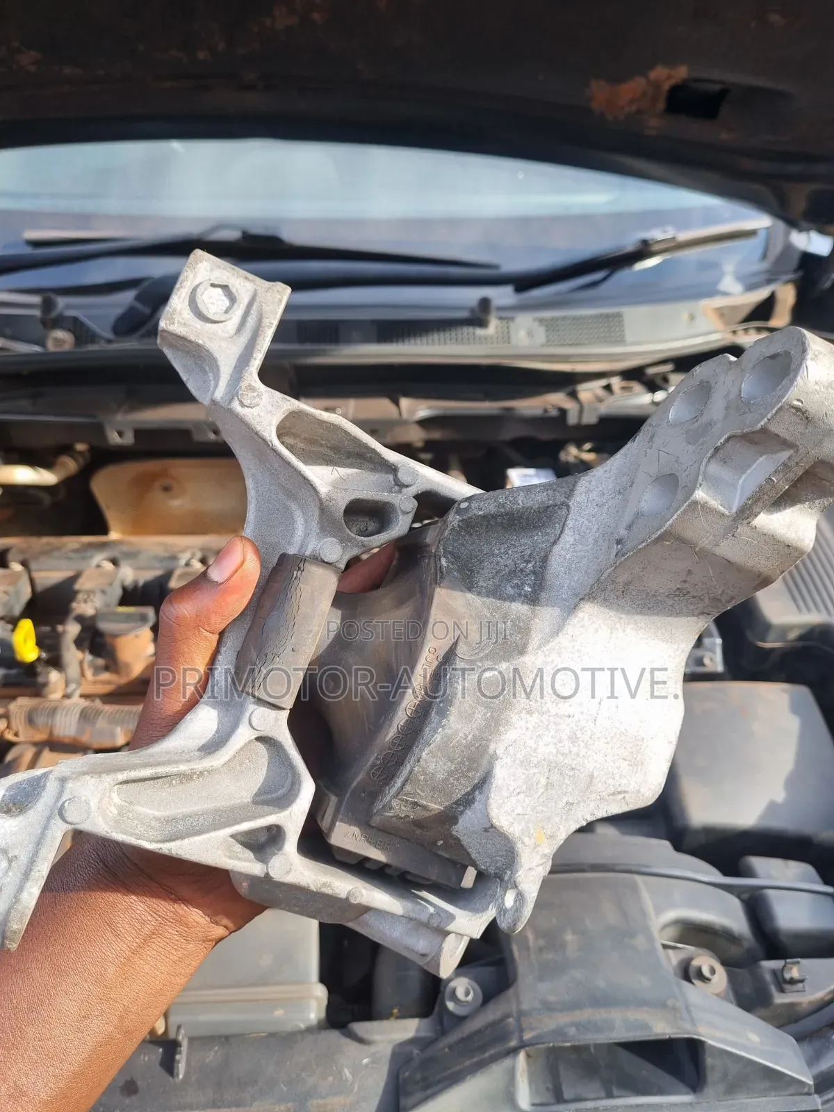 Engine Mountings.