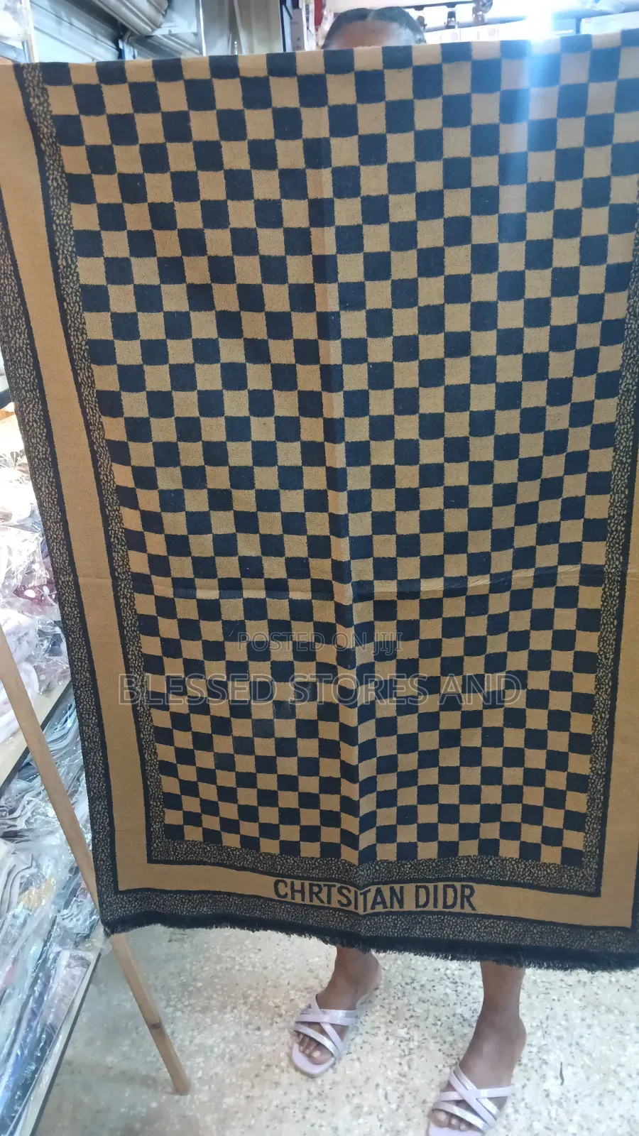 Classy Scalfs