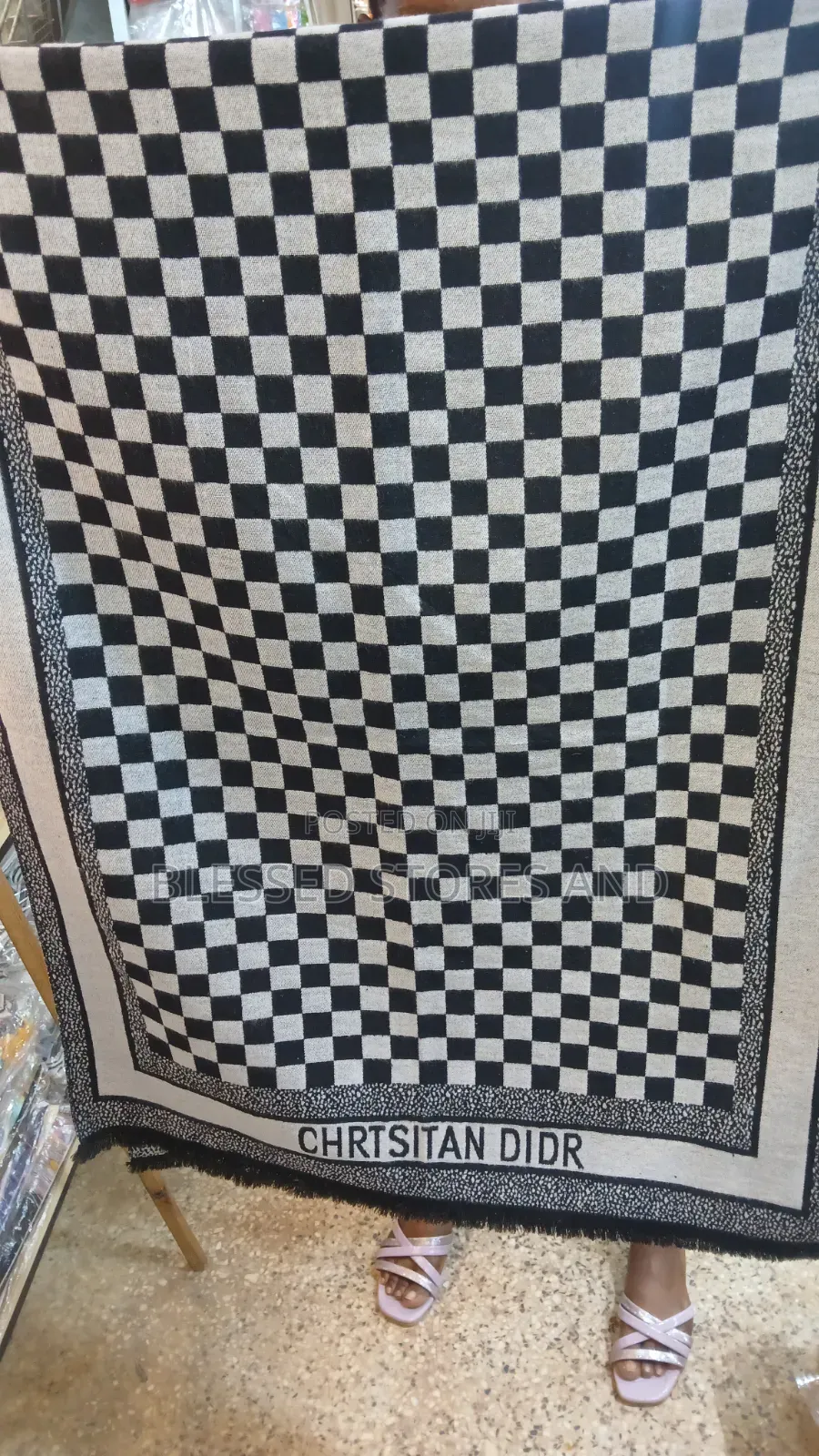 Classy Scalfs
