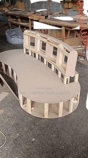 Sofas/All Curved Sofa Chairs in Uganda in Any Colour From 1,200,000/-