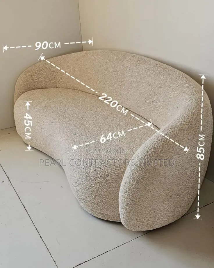 Sofas/All Curved Sofa Chairs in Uganda in Any Colour From 1,200,000/-