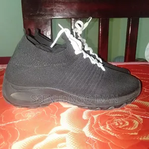 Black Shoes With White Shoe Lets