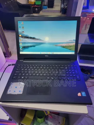 Laptop Dell Inspiron 15 3543 4GB Intel Core i5 HDD 320GB