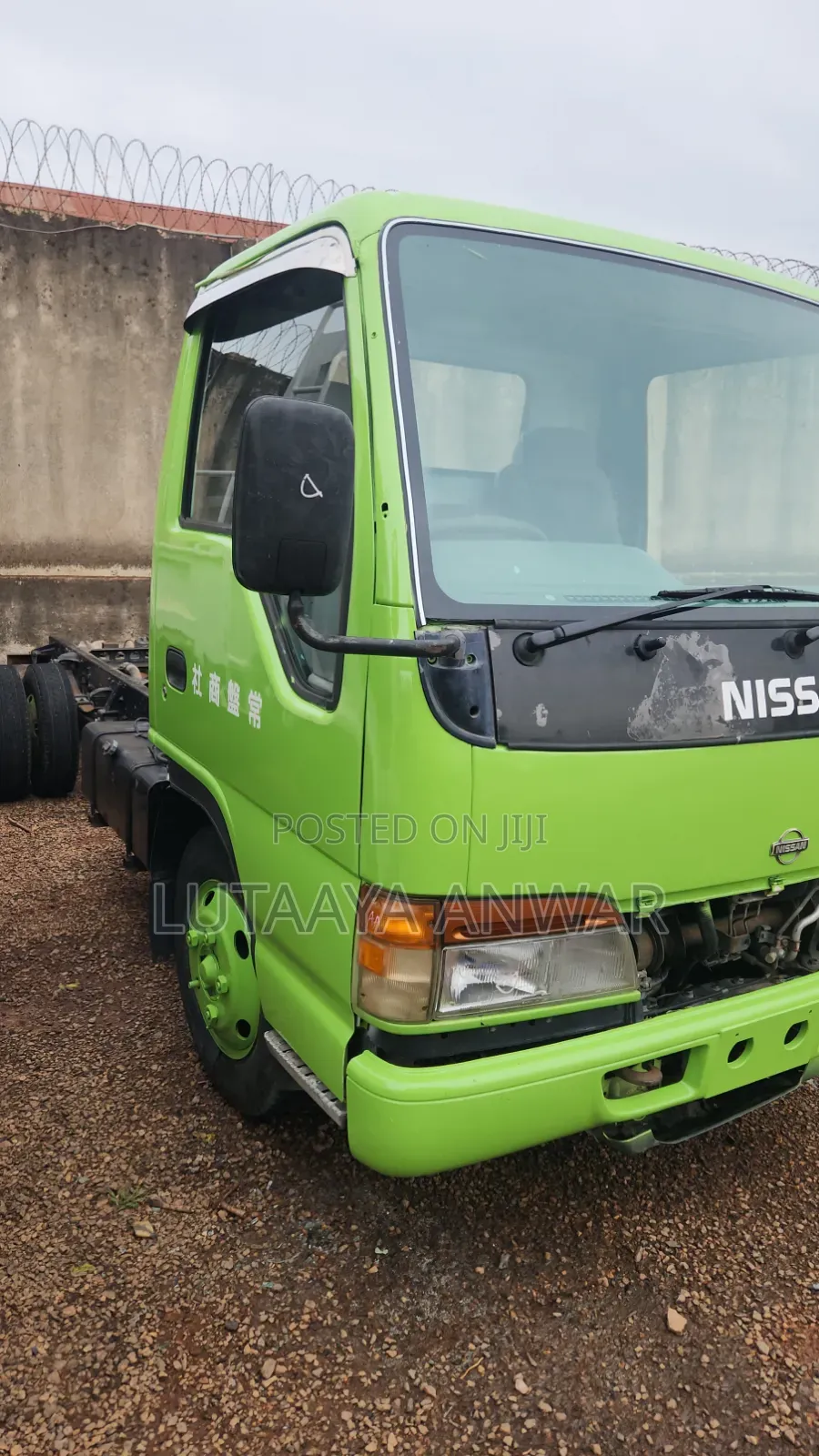 Nissan Isuzu Make Truck