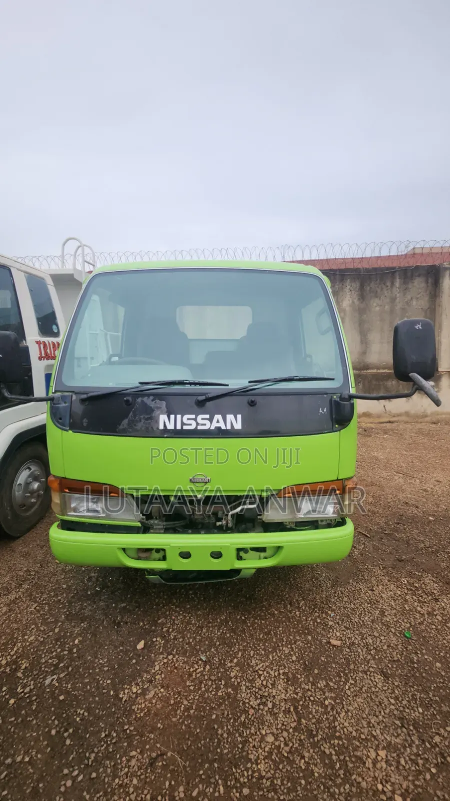 Nissan Isuzu Make Truck