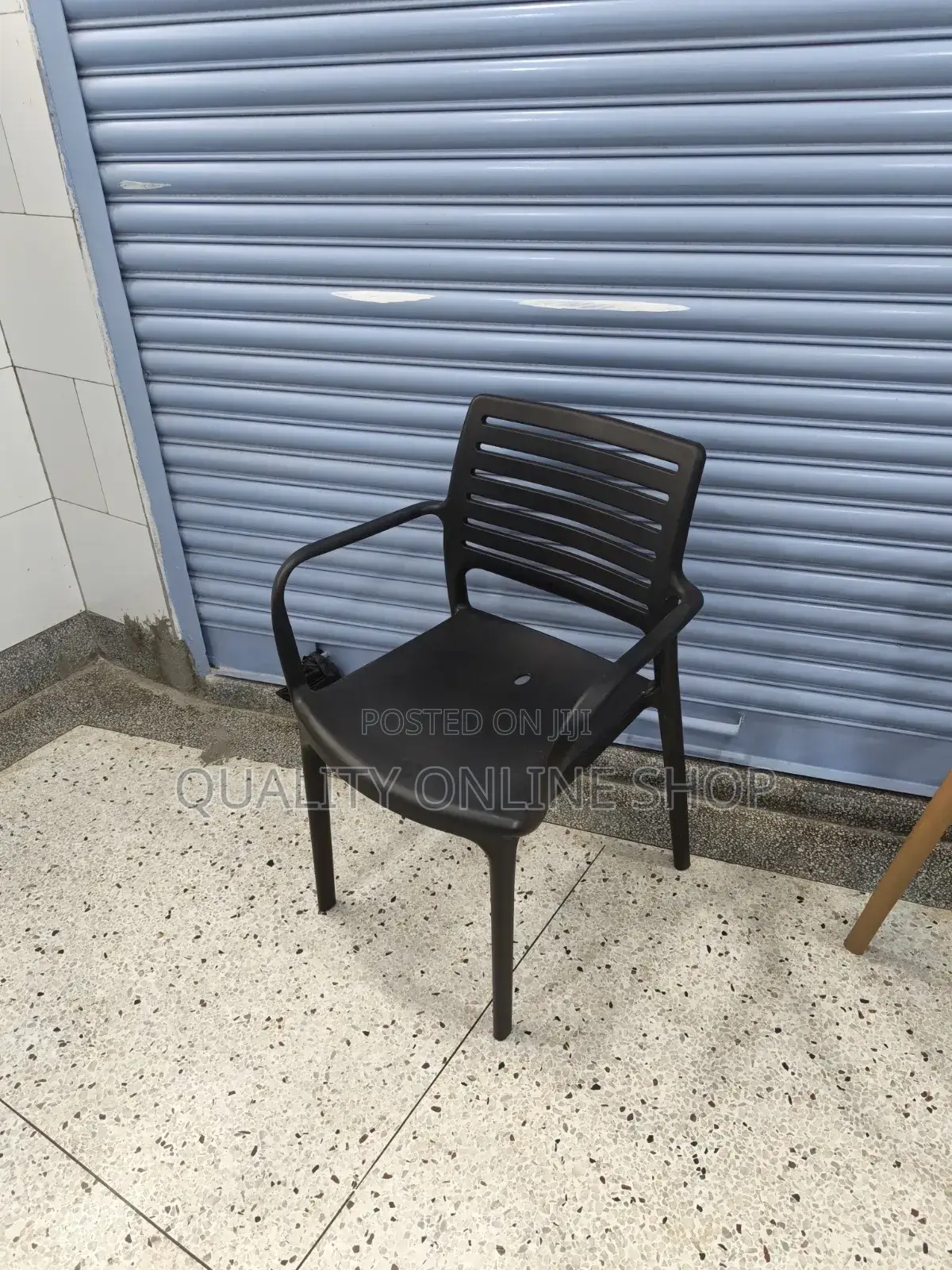 Breeze Plastic Chairs Plastic Chairs