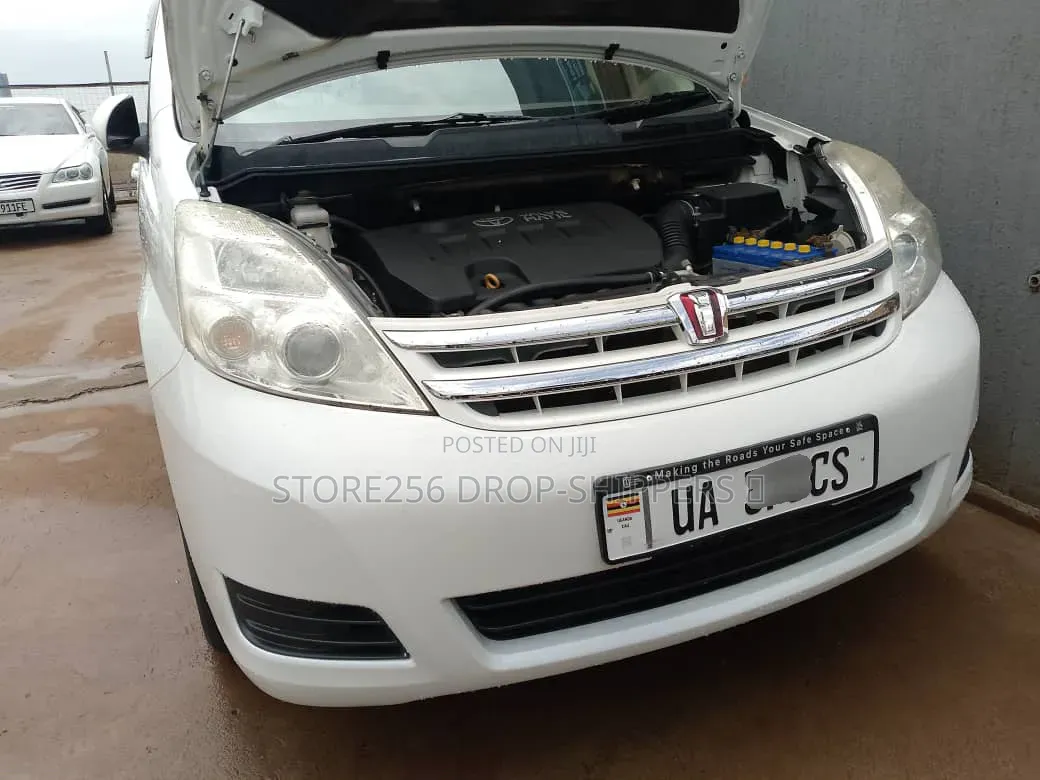 Toyota ISIS 2.0 G 2WD 2008 White