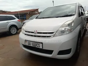 Toyota ISIS 2.0 G 2WD 2008 White