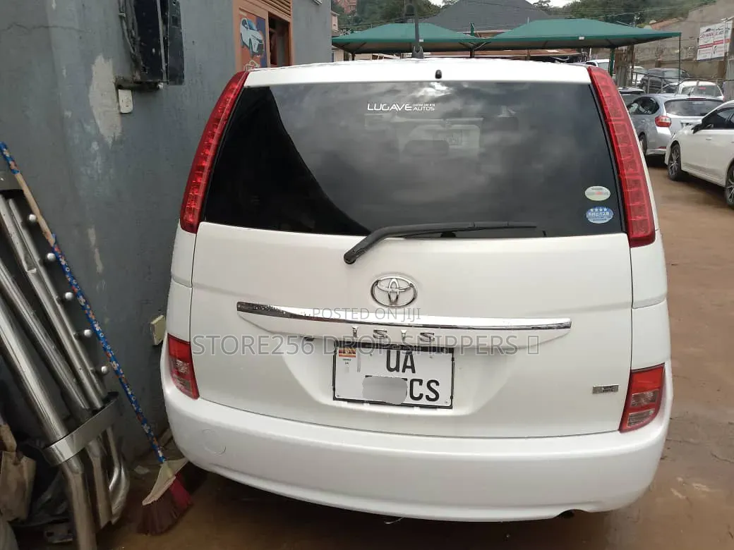 Toyota ISIS 2.0 G 2WD 2008 White