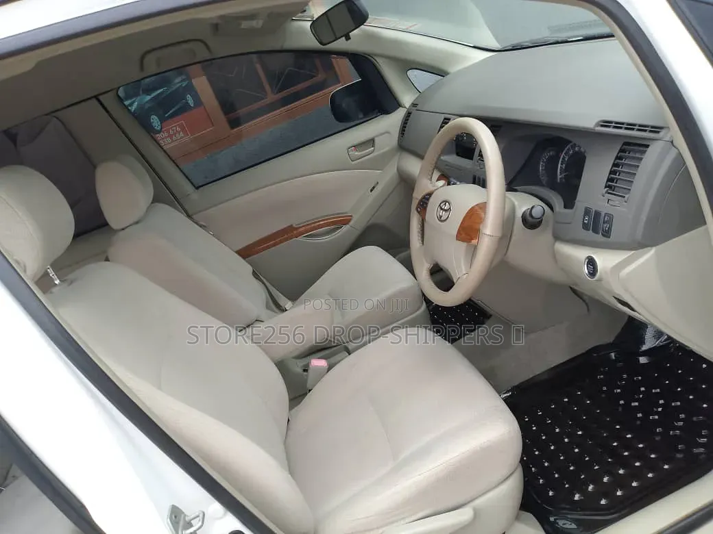 Toyota ISIS 2.0 G 2WD 2008 White