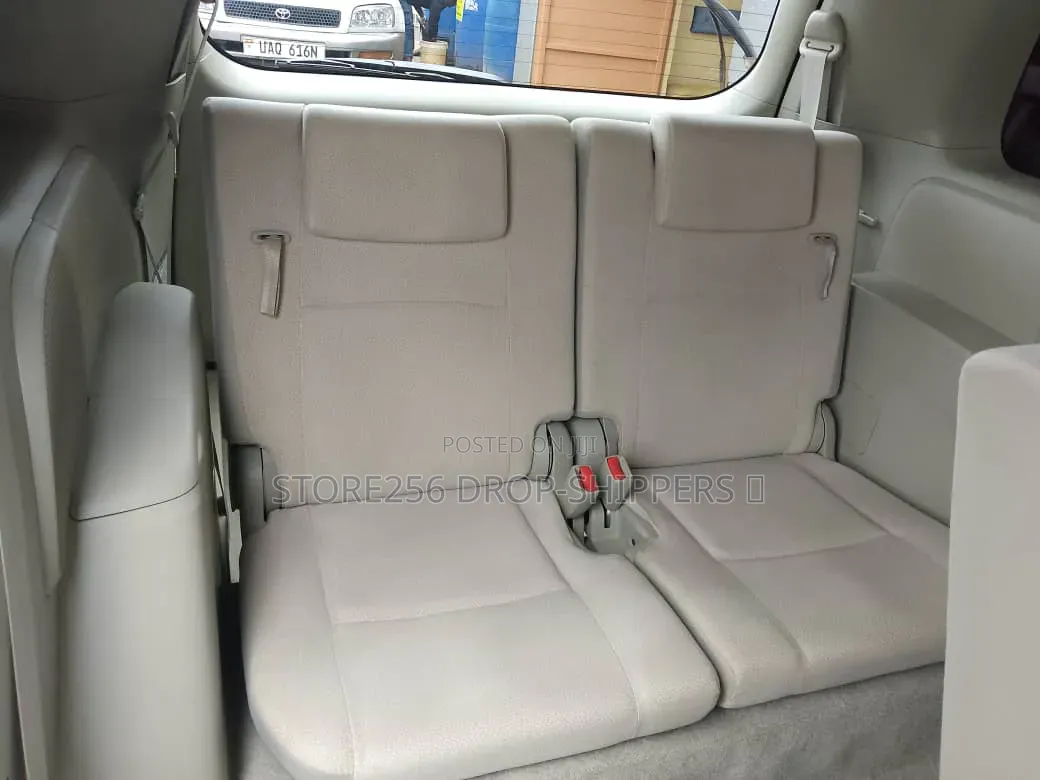 Toyota ISIS 2.0 G 2WD 2008 White
