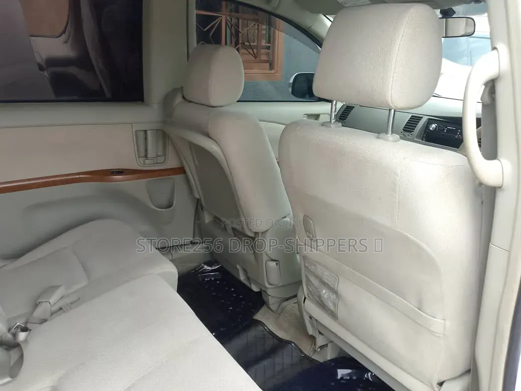 Toyota ISIS 2.0 G 2WD 2008 White