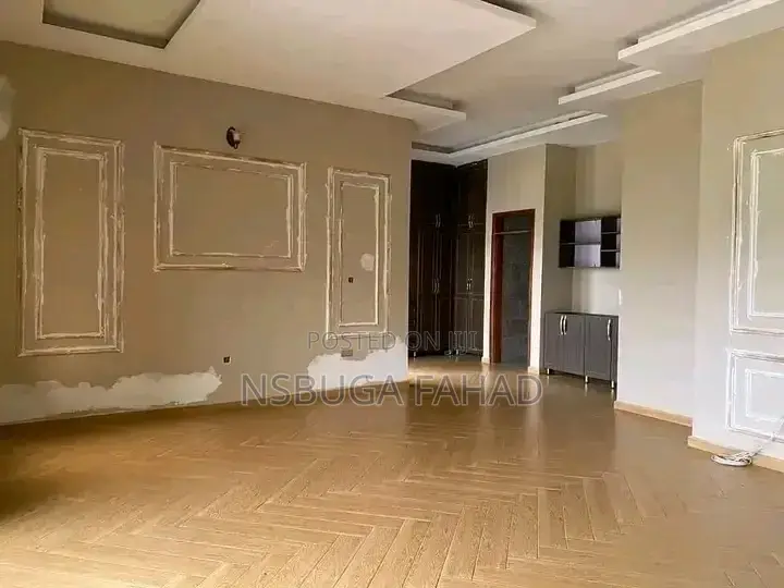5bdrm House in Standalone Ntinda, Central Division for rent