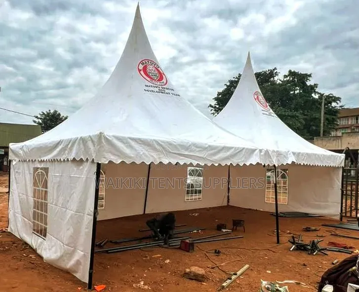 100 Seater Tent