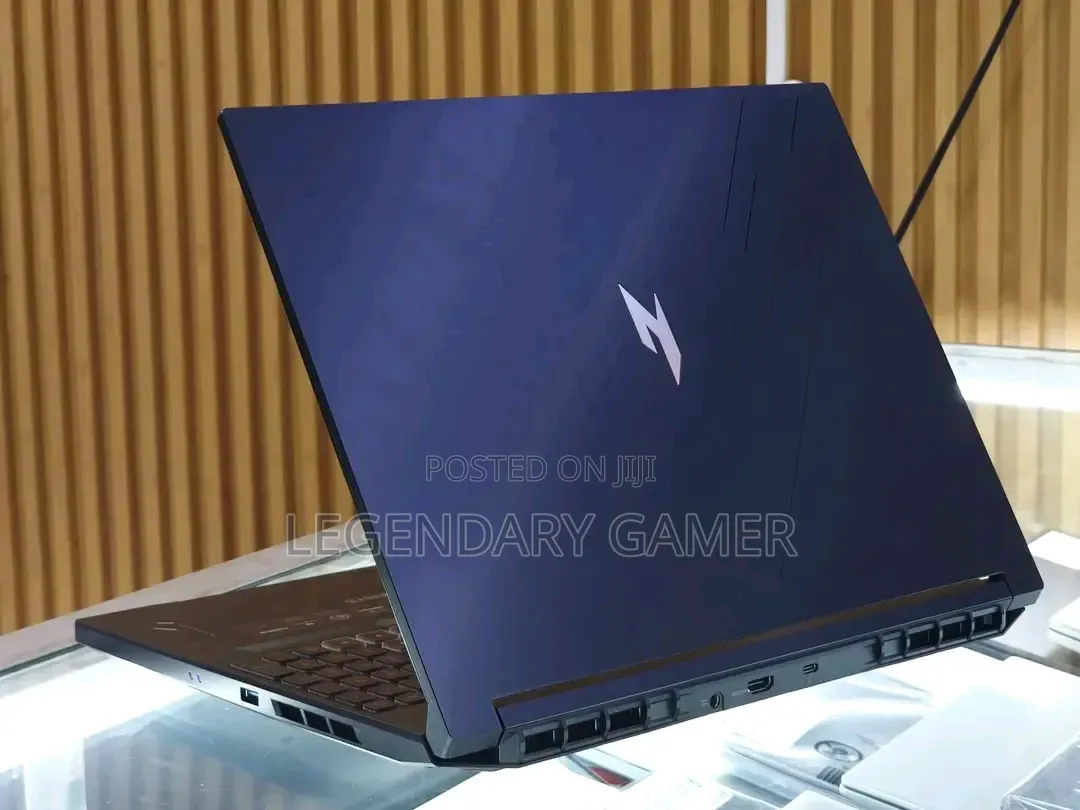 Laptop Acer Nitro 16 24GB Intel Core i7 SSD 512GB
