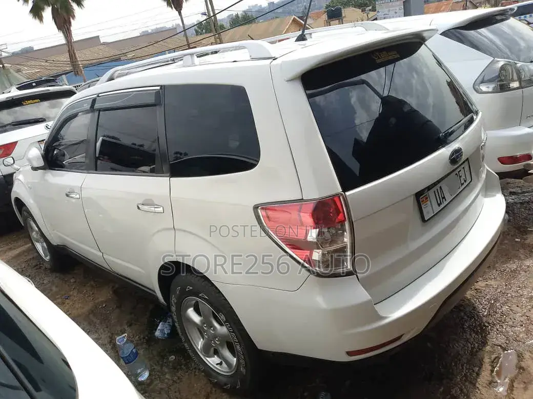 Subaru Forester 2009 White