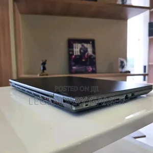 Laptop MSI Cyborg 15 16GB Intel Core i7 SSD 1T